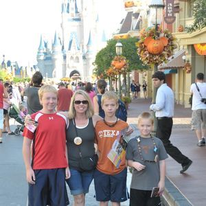 Meet your Posher, Carrie